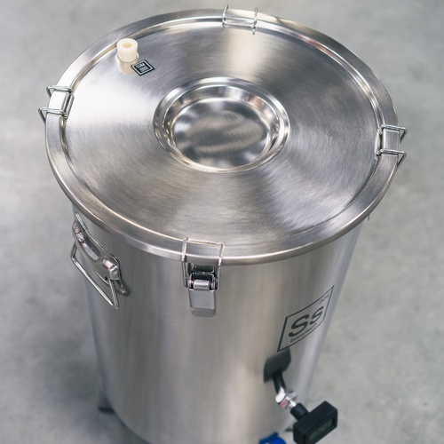 Ss BrewTech BrewMaster Brew Bucket Review